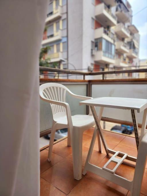 One Bd Flat Near Center With 24H Self Check In Tirana Exterior foto
