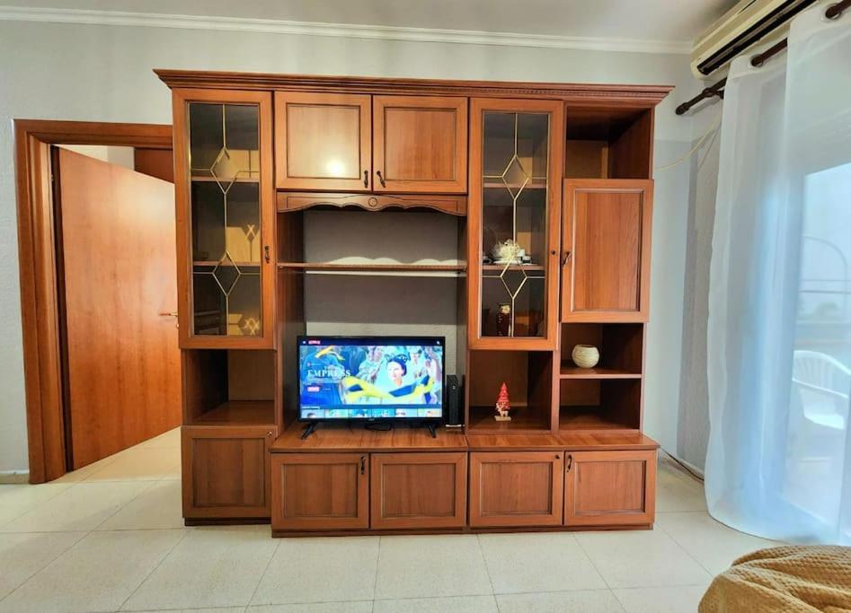One Bd Flat Near Center With 24H Self Check In Tirana Exterior foto