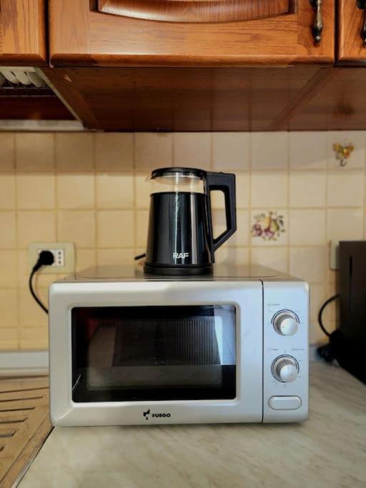 One Bd Flat Near Center With 24H Self Check In Tirana Exterior foto
