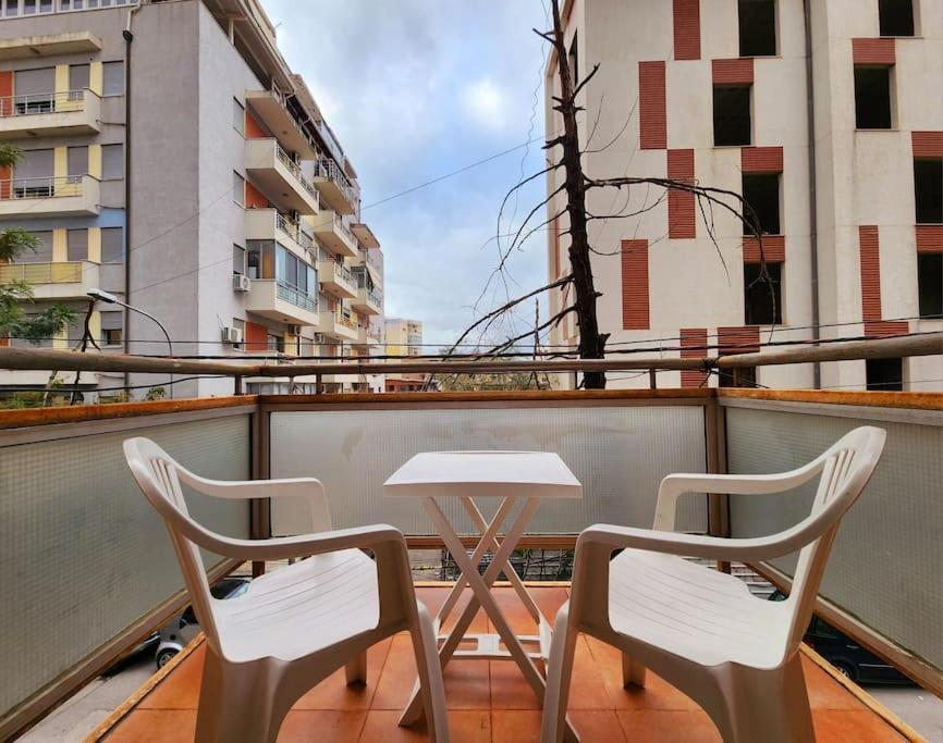 One Bd Flat Near Center With 24H Self Check In Tirana Exterior foto